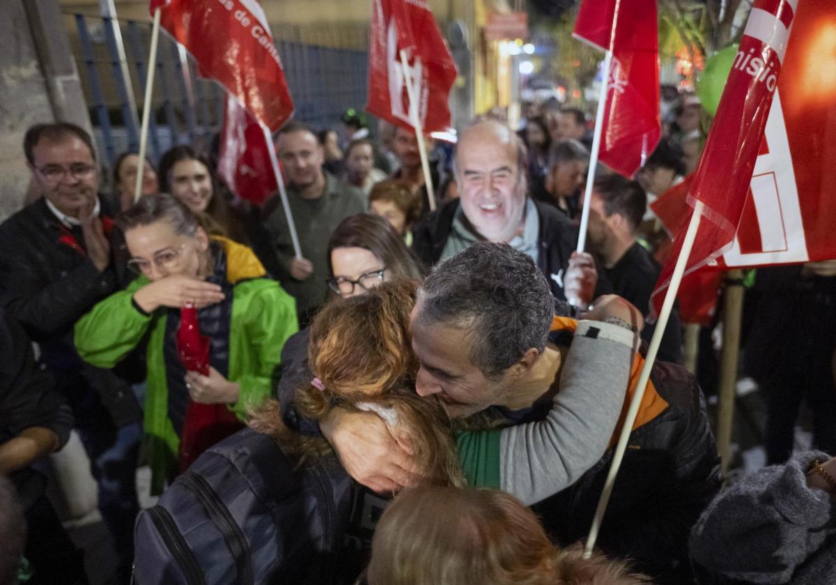 La Junta Docente cántabra a la salida de su encierro en noviembre por la mejora salarial