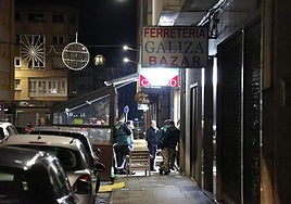 Matan de un disparo a un hombre en un bar de La Coruña y buscan a dos implicados que huyeron en patinete