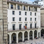 Juzgan en Alicante a un acusado de abusar de las hijas menores de su pareja e instalar cámaras en el baño de varias casas