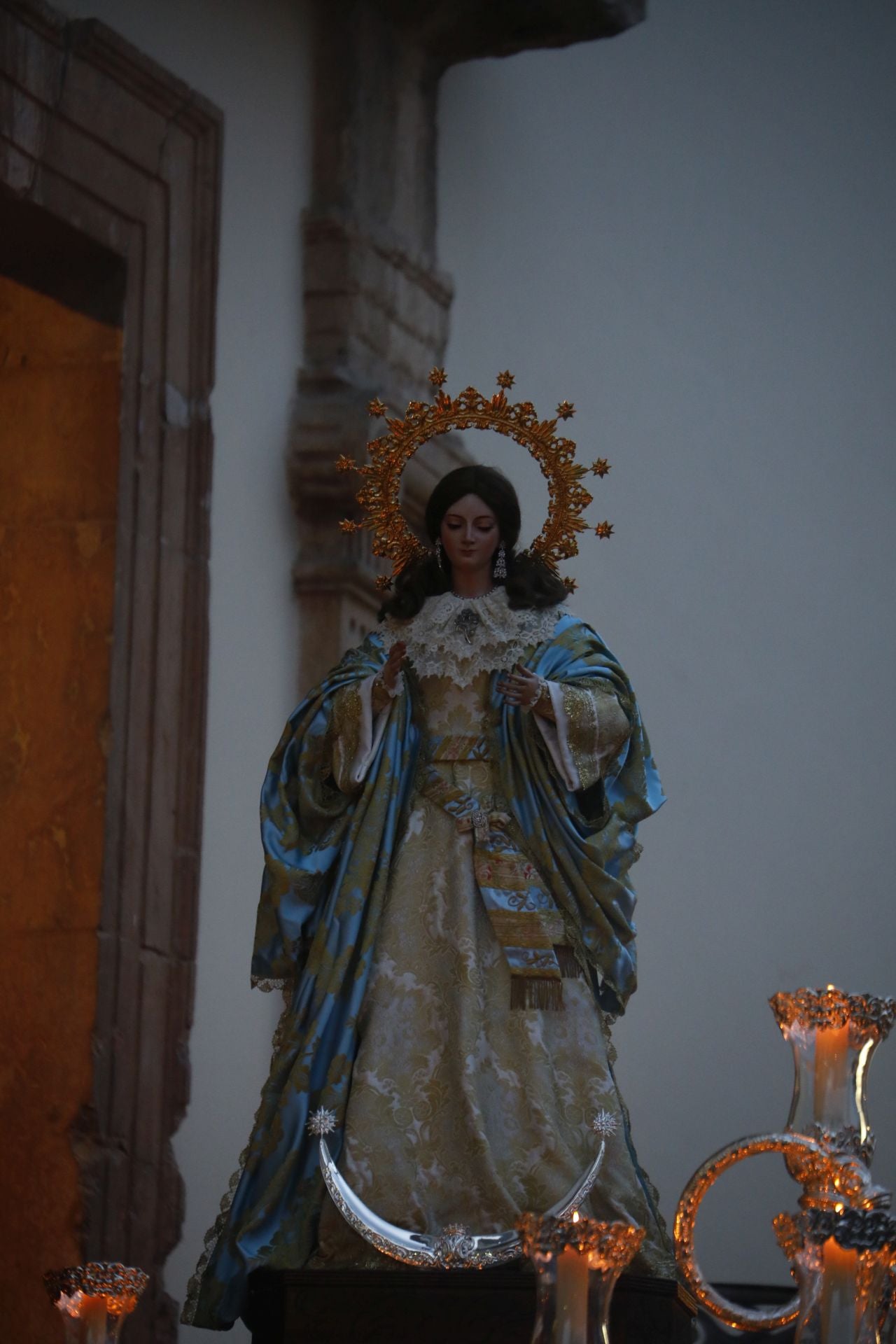 La procesión de la Inmaculada con los jóvenes de Córdoba, en imágenes