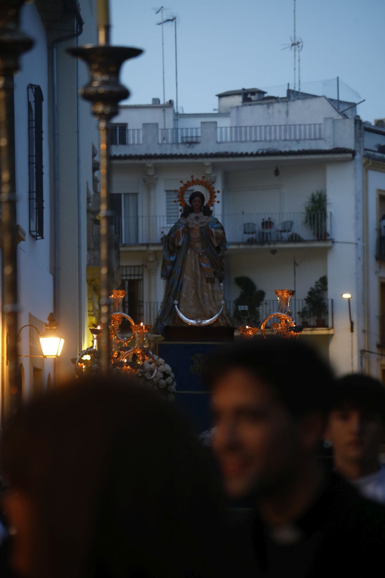 La procesión de la Inmaculada con los jóvenes de Córdoba, en imágenes
