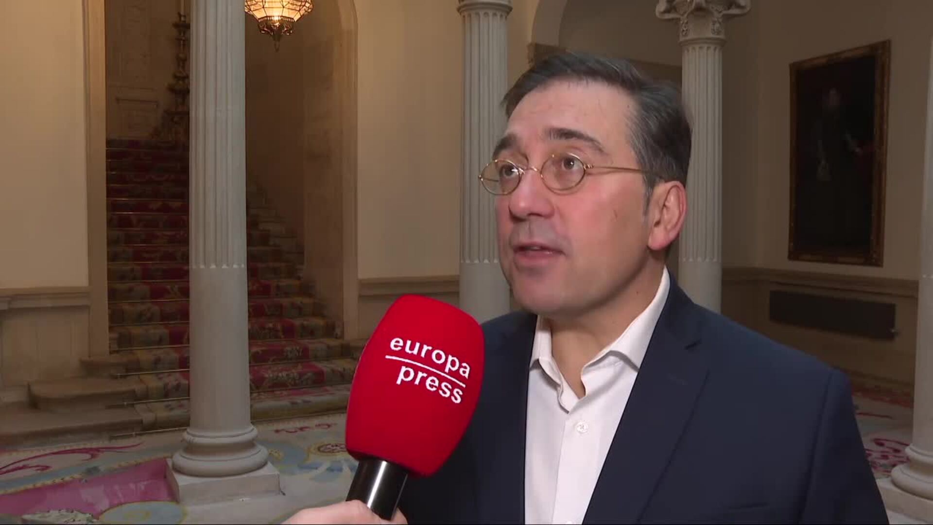 Albares señala como prioridad garantizar la seguridad de la colonia de españoles en Siria