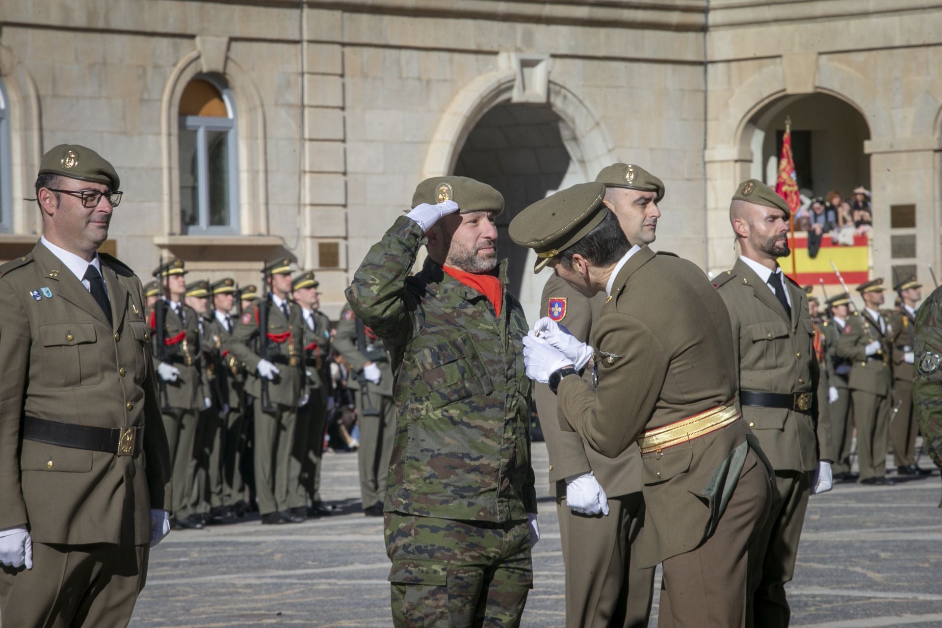 Toledo rinde homenaje a la Academia de Infantería y a la Inmaculada