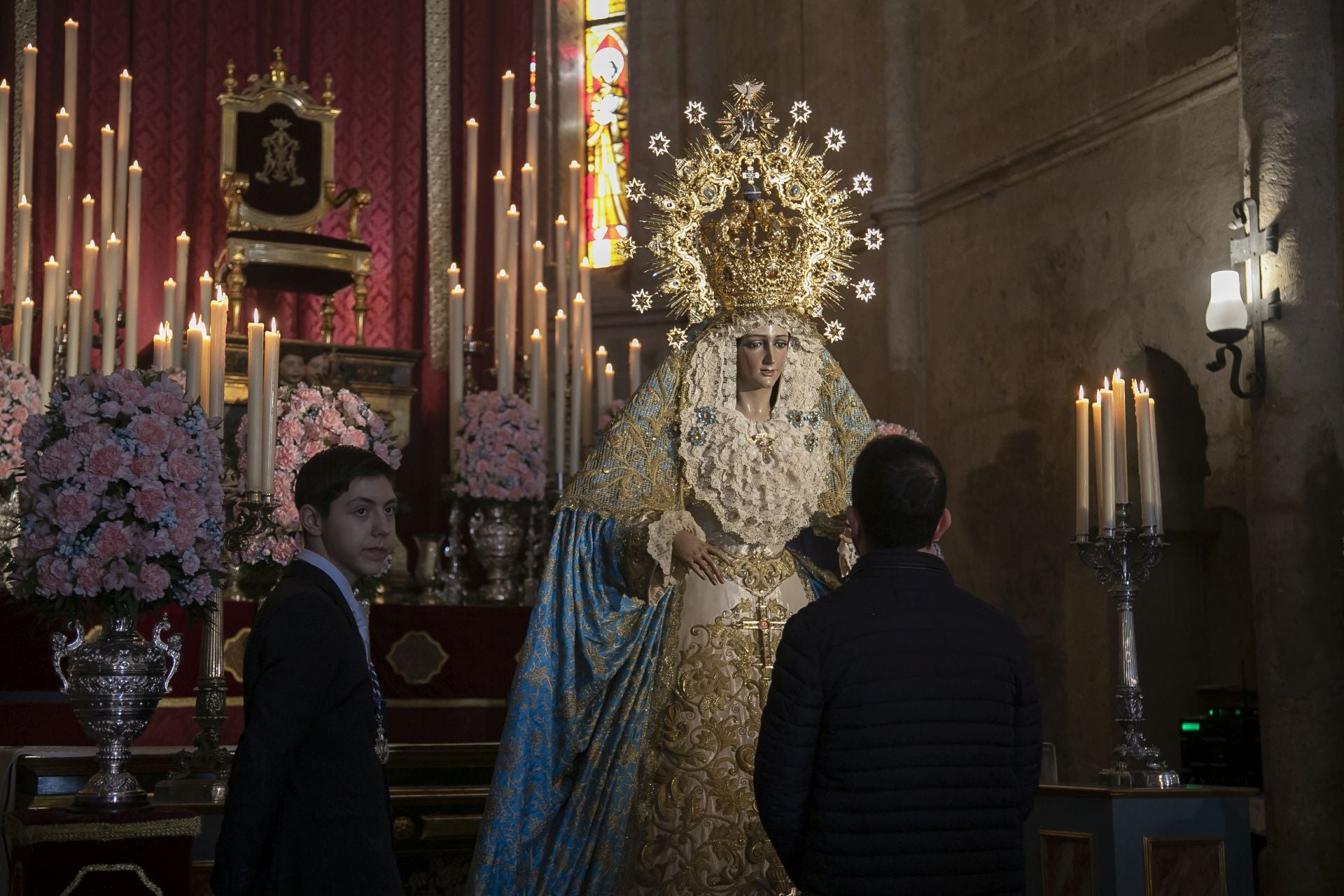 El besamanos a la Virgen de la Alegría de Córdoba por la Purísima, en imágenes