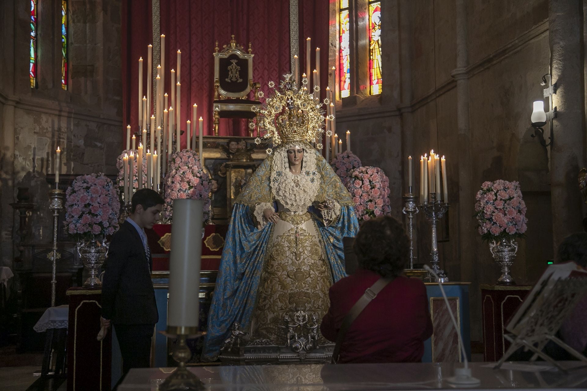 El besamanos a la Virgen de la Alegría de Córdoba por la Purísima, en imágenes