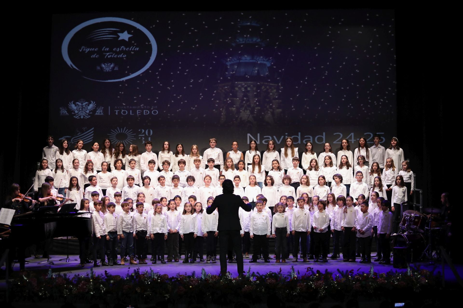 Los alumnos y profesores de la Escuela de Música &#039;Diego Ortiz&#039; abren la Navidad de Toledo