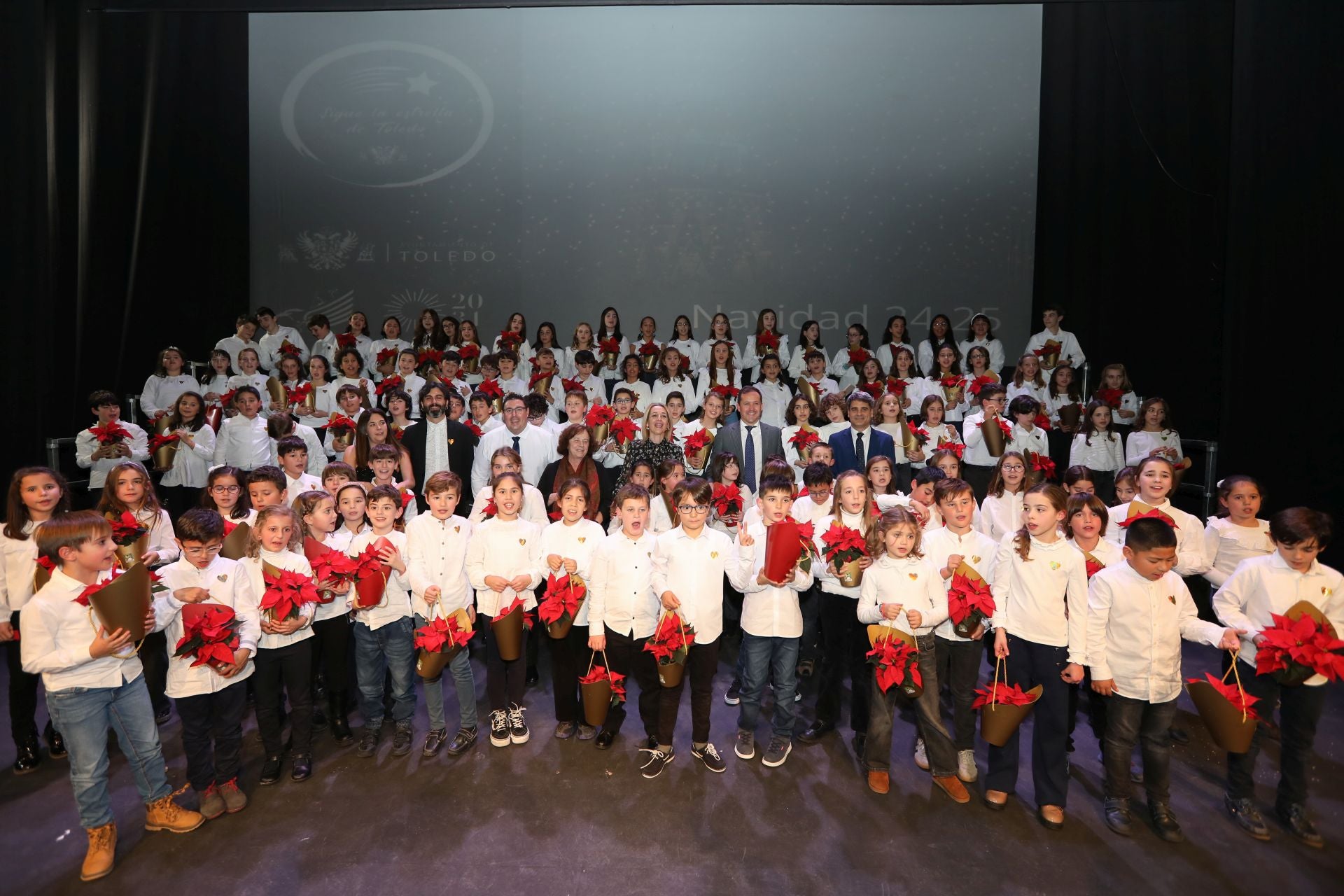 Los alumnos y profesores de la Escuela de Música &#039;Diego Ortiz&#039; abren la Navidad de Toledo