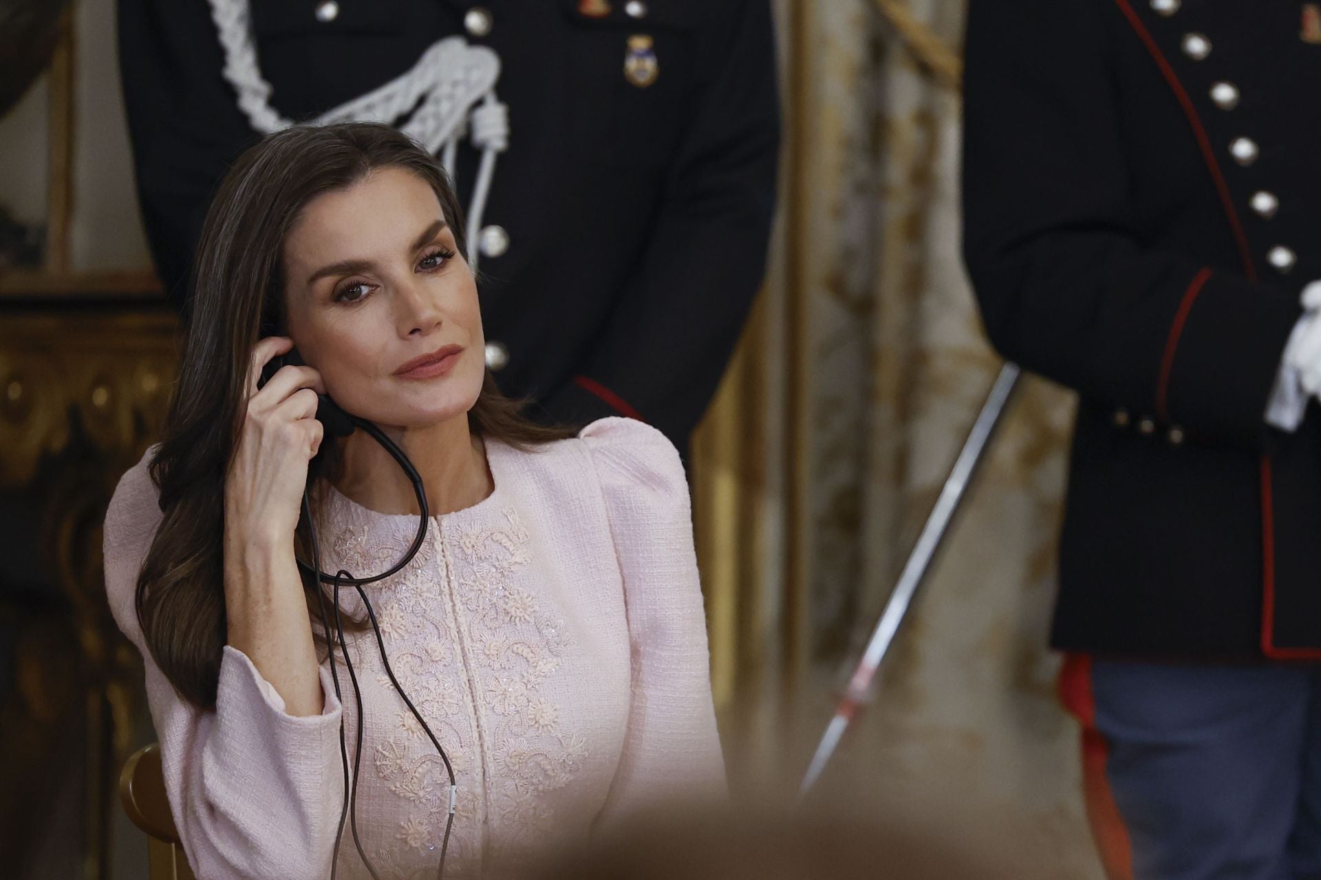 Doña Letizia durante la recepción oficial que el presidente Mattarella ha ofrecido a los Reyes de España.