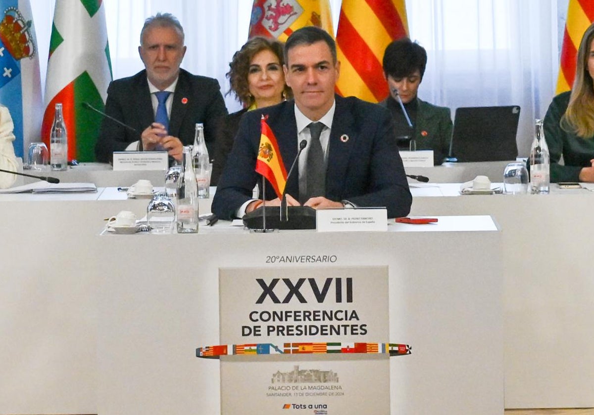 El presidente del Gobierno, Pedro Sánchez, durante la XXVII Conferencia de Presidentes, en el Palacio de la Magdalena