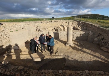 Las excavaciones en el anfiteatro romano de Ategua, en imágenes