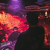 La discoteca de Barcelona que está en el top 10 de las mejores del mundo: dónde está y cuánto cuesta la entrada