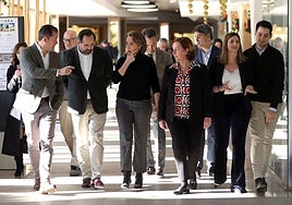 El clima de corrupción que envuelve al Gobierno marca el mensaje del PP como alternativa