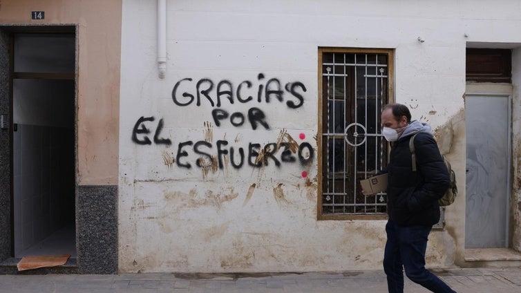 La larga espera de los desahuciados por la dana: realojan temporalmente a 150 vecinos y 300 deportistas