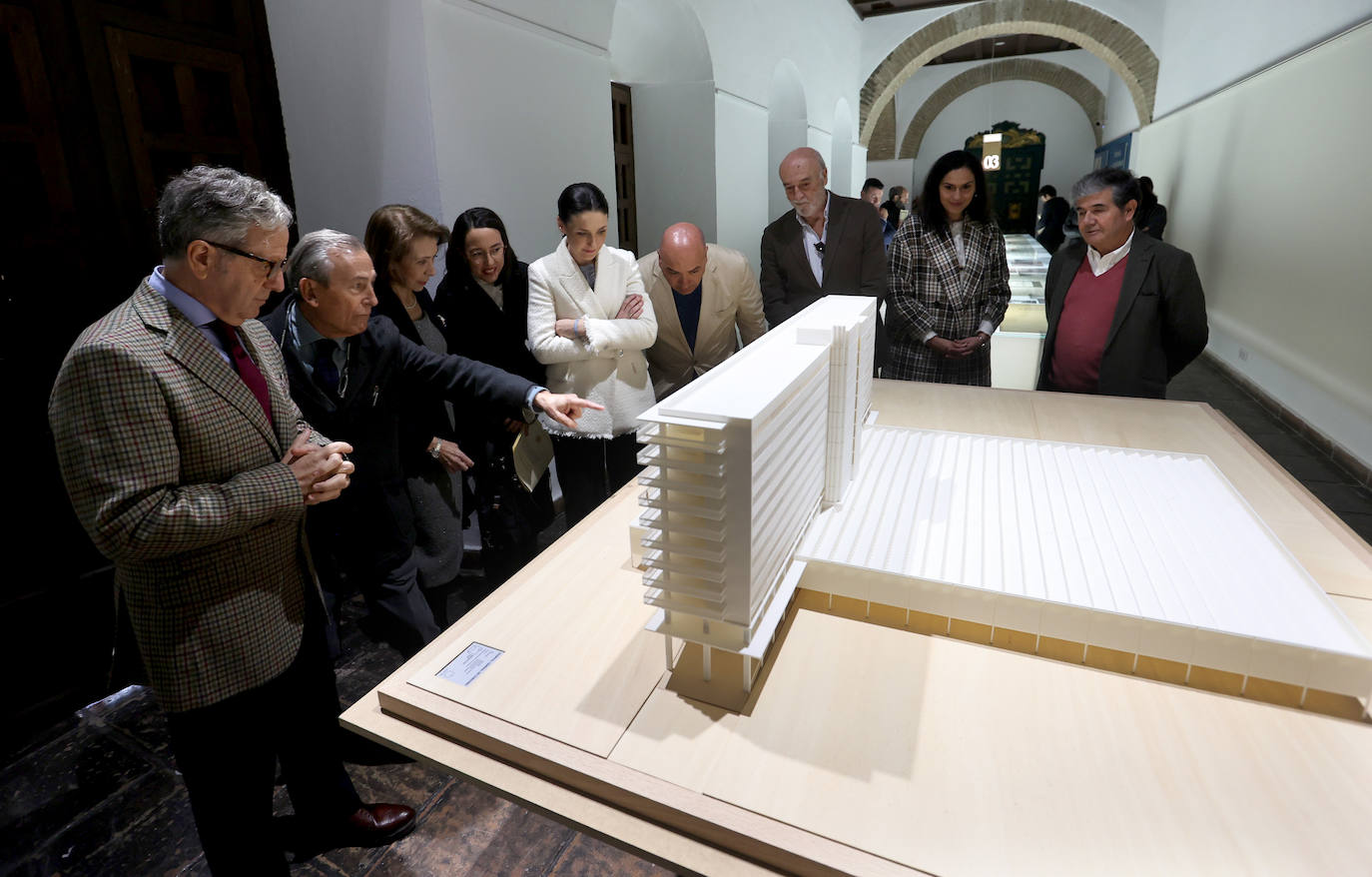 La exposición de obra pública en Córdoba de Rafael de La-Hoz, en imágenes