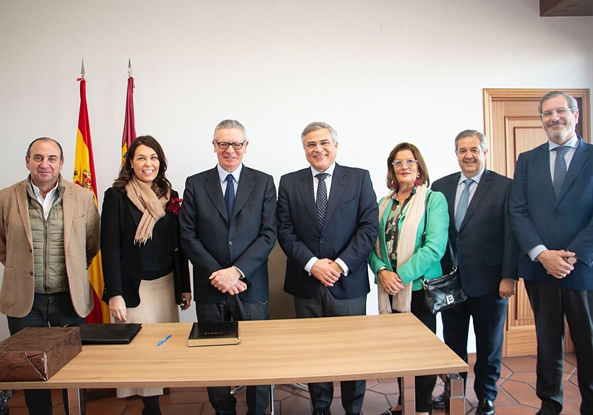 La cúpula directiva de Fedeto con Alberto Ruiz-Gallardón