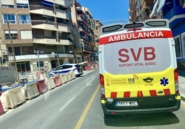 Muere un motorista en un accidente de tráfico con un camión en Santa Pola