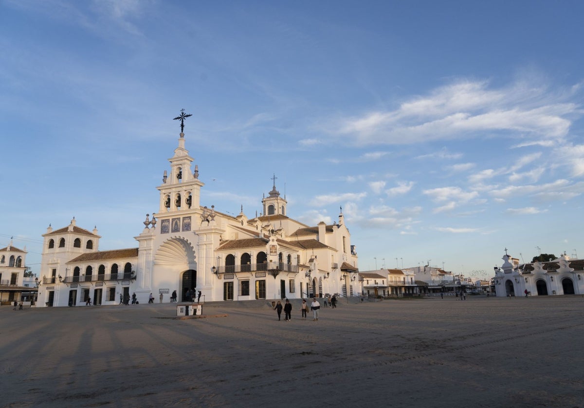 La aldea de El Rocío es uno de los destinos preferidos para vivir la Navidad