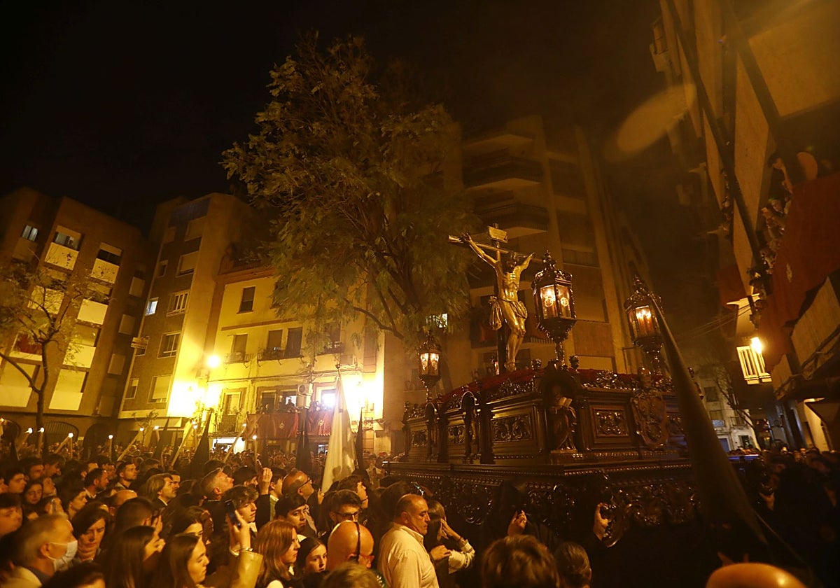 El Cristo de la Buena Muerte, durante su procesión de 2023