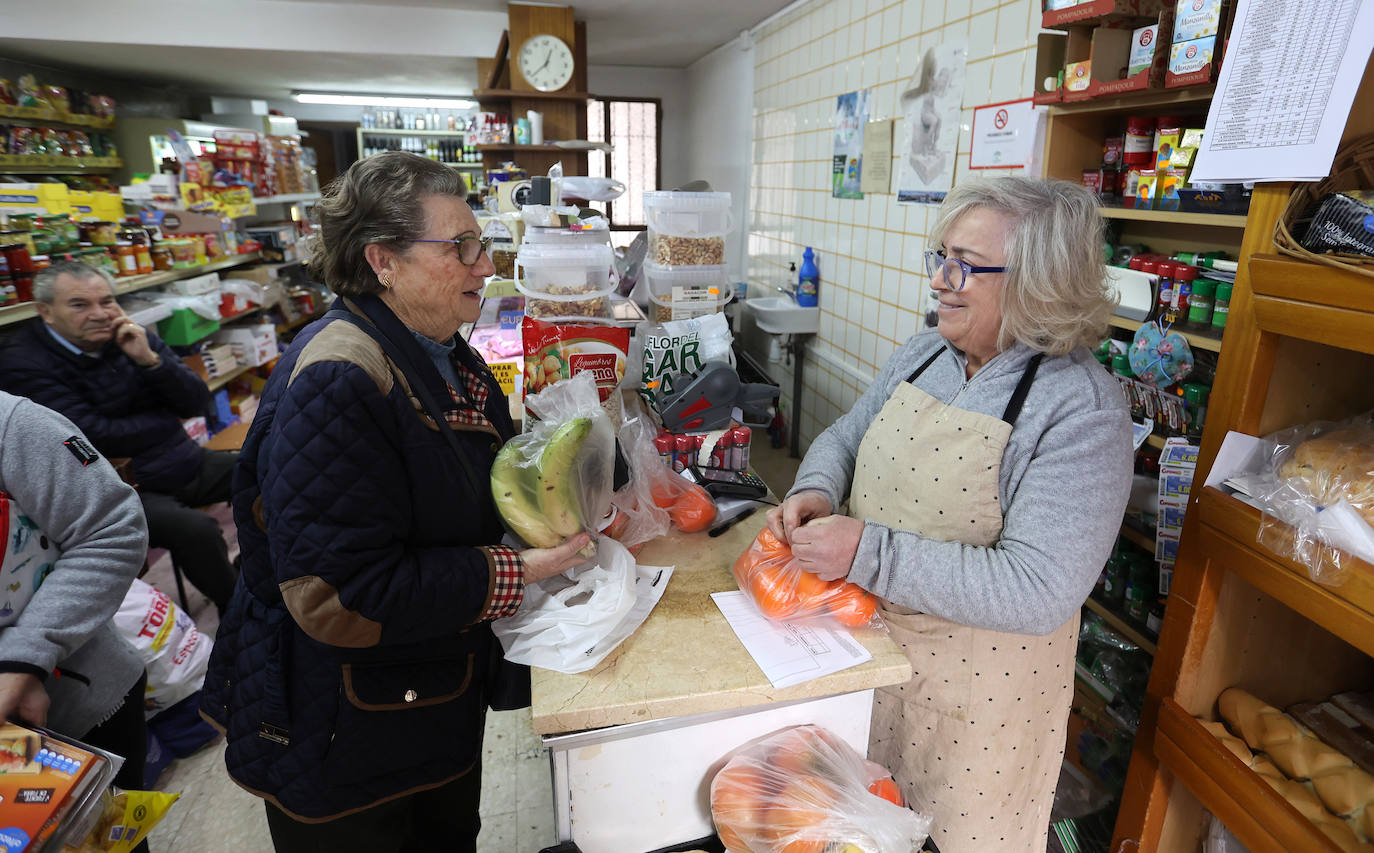Los barrios de San Basilio y la Catedral, los que más población pierden de Córdoba, en imágenes