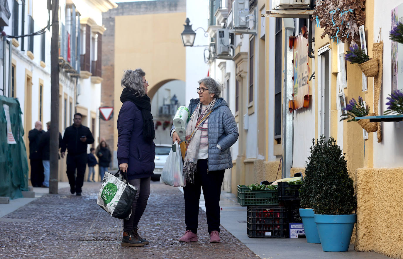 Los barrios de San Basilio y la Catedral, los que más población pierden de Córdoba, en imágenes