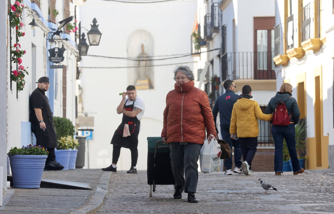 Los barrios de San Basilio y la Catedral, los que más población pierden de Córdoba, en imágenes
