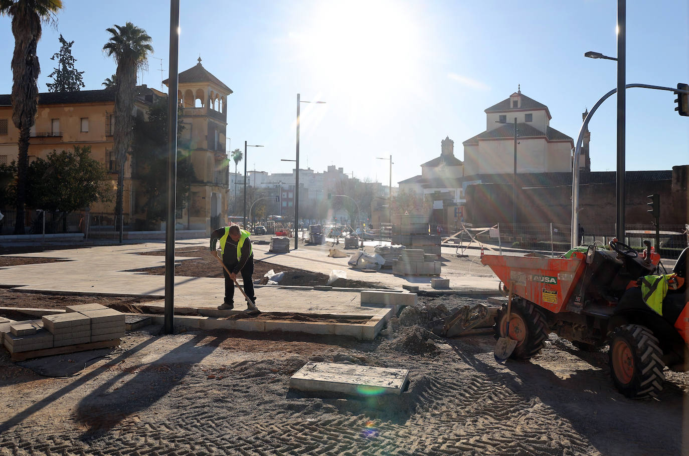 Las obras en la Ronda del Marrubial y en la carretera de Trassierra en Córdoba, en imágenes