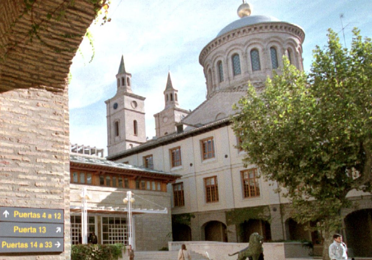 Edificio de Pignatelli, sede de la Diputación General de Aragón (DGA)