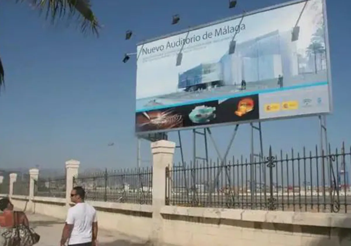 Cartel del Auditorio de la Música de Málaga delante del Puerto