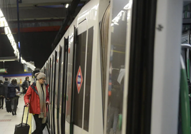 Horario del transporte público en Madrid en Nochevieja y Año Nuevo: Metro, autobús y Cercanías