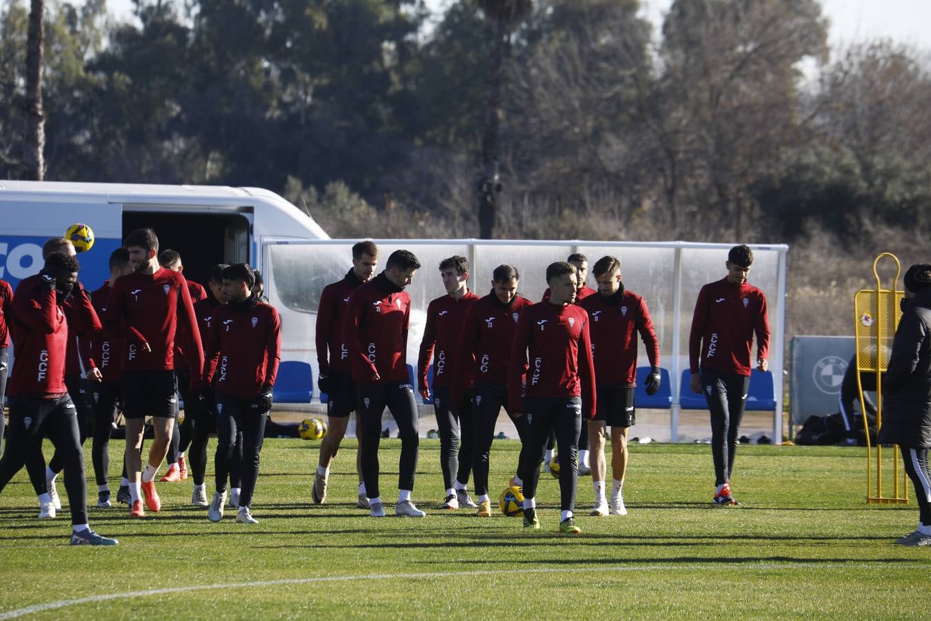 El primer entrenamiento de 2025 del Córdoba CF, en imágenes