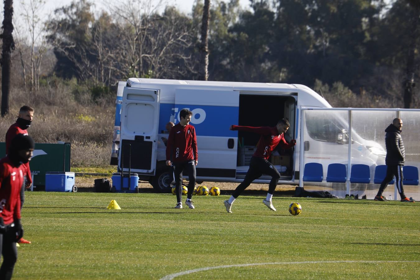 El primer entrenamiento de 2025 del Córdoba CF, en imágenes