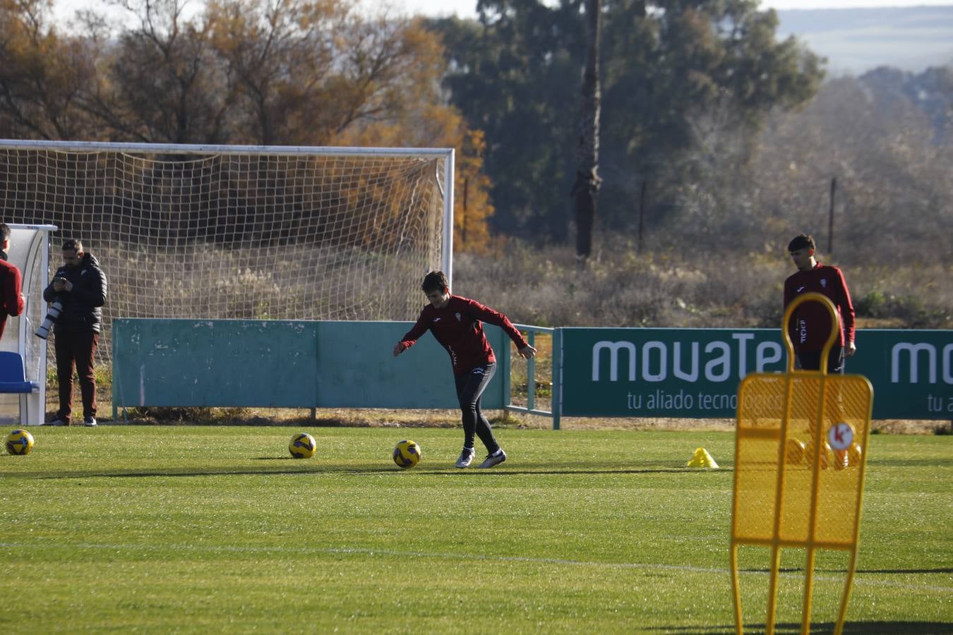 El primer entrenamiento de 2025 del Córdoba CF, en imágenes