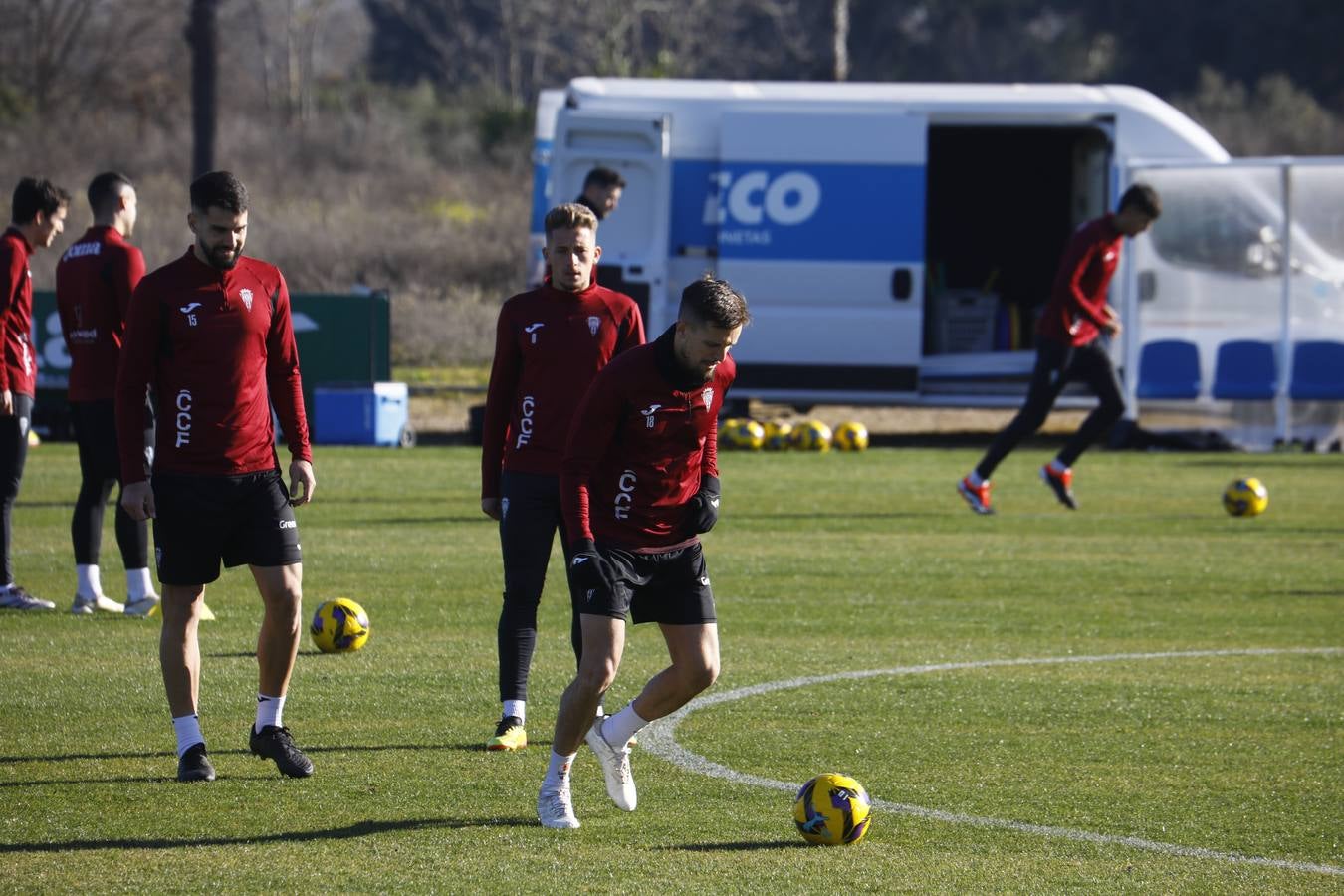El primer entrenamiento de 2025 del Córdoba CF, en imágenes