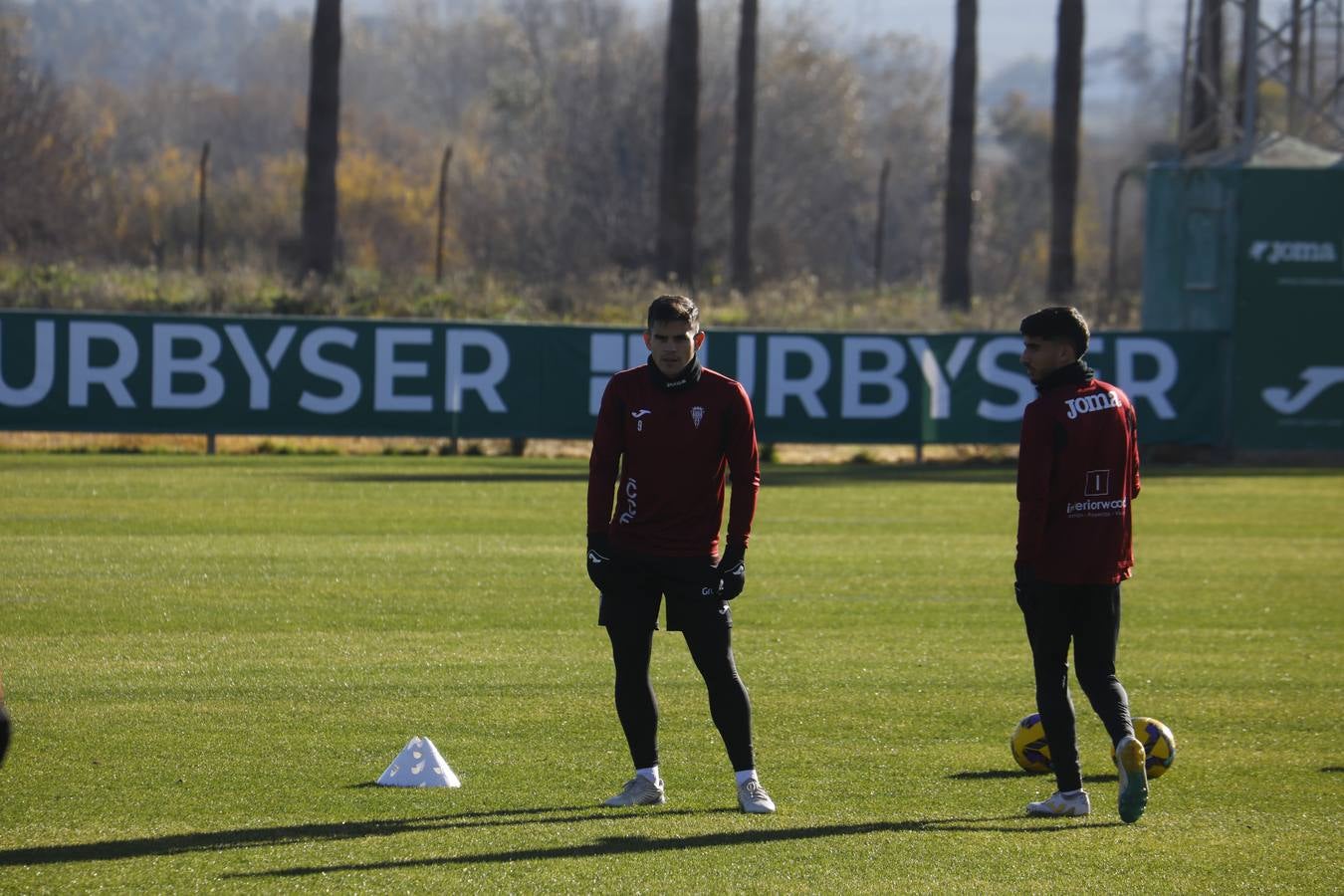 El primer entrenamiento de 2025 del Córdoba CF, en imágenes