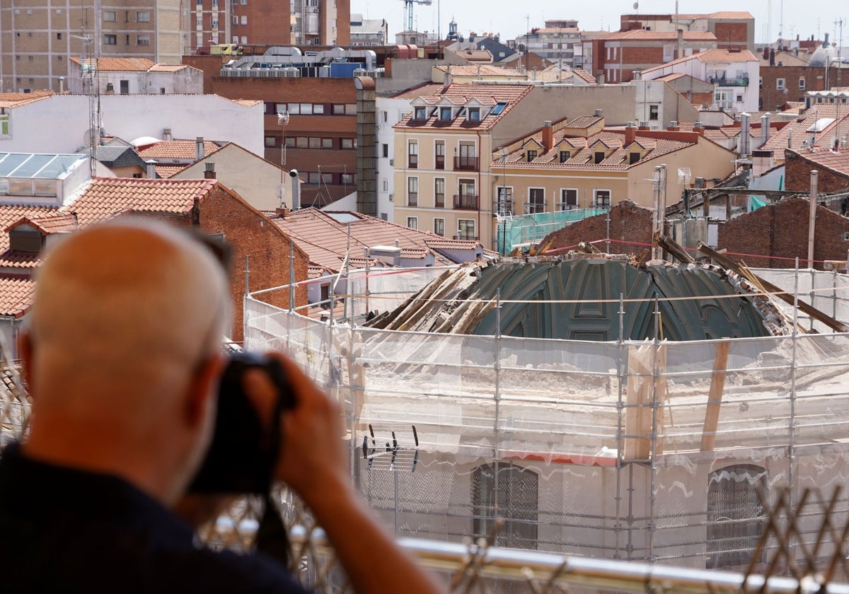 Fotografía de la cúpula de la Vera Cruz tras su desplome, el pasado junio