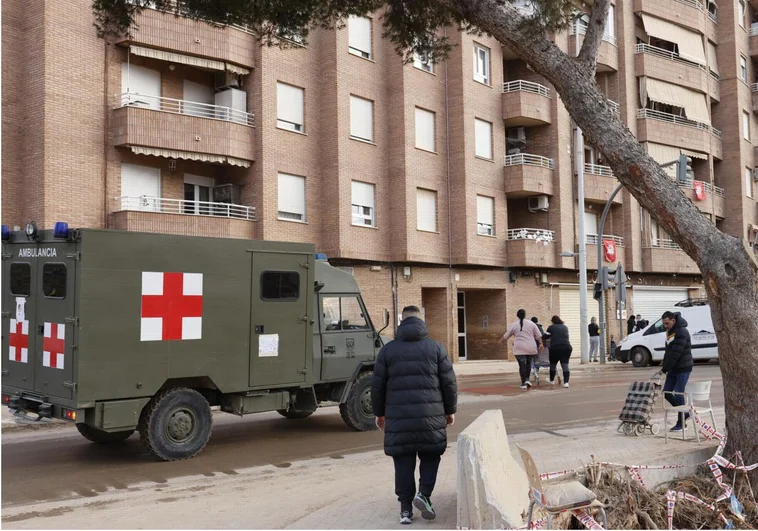 ambulancia-militar-dana-ReYnETtj9TVaAyxVA680DCM-758x531@diario_abc.jpg