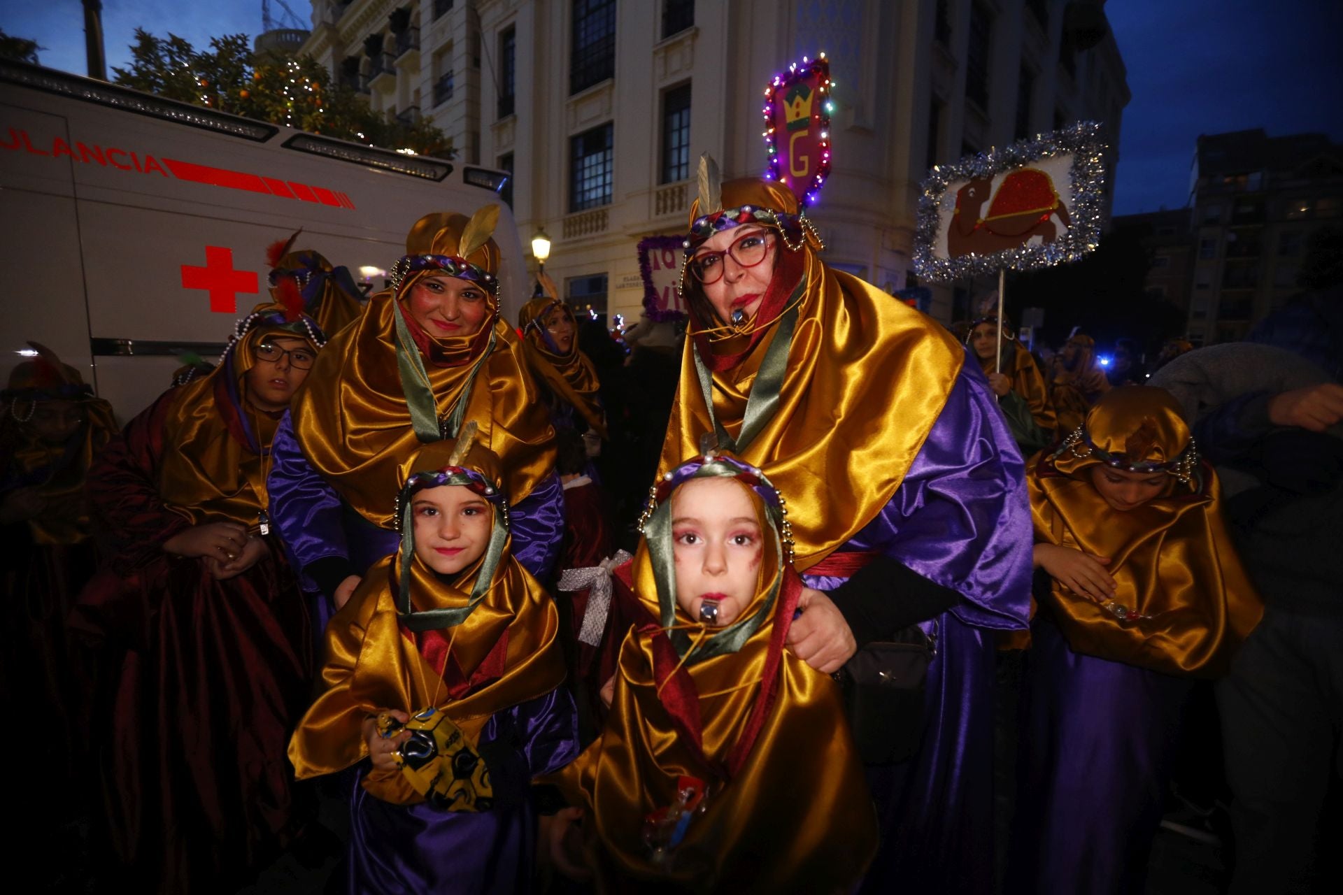 El populoso desfile de la cartera real en Córdoba, en imágenes
