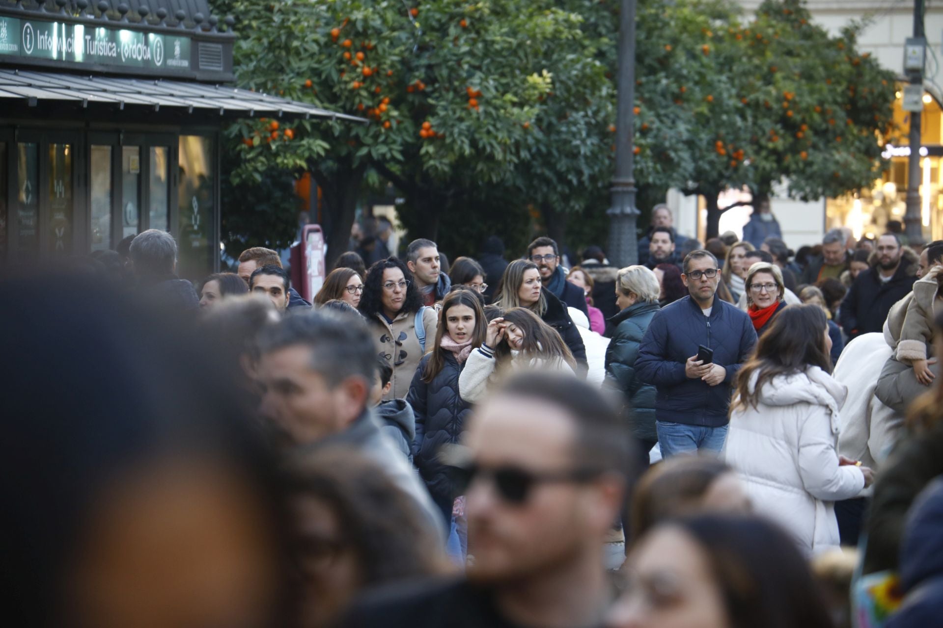 El populoso desfile de la cartera real en Córdoba, en imágenes