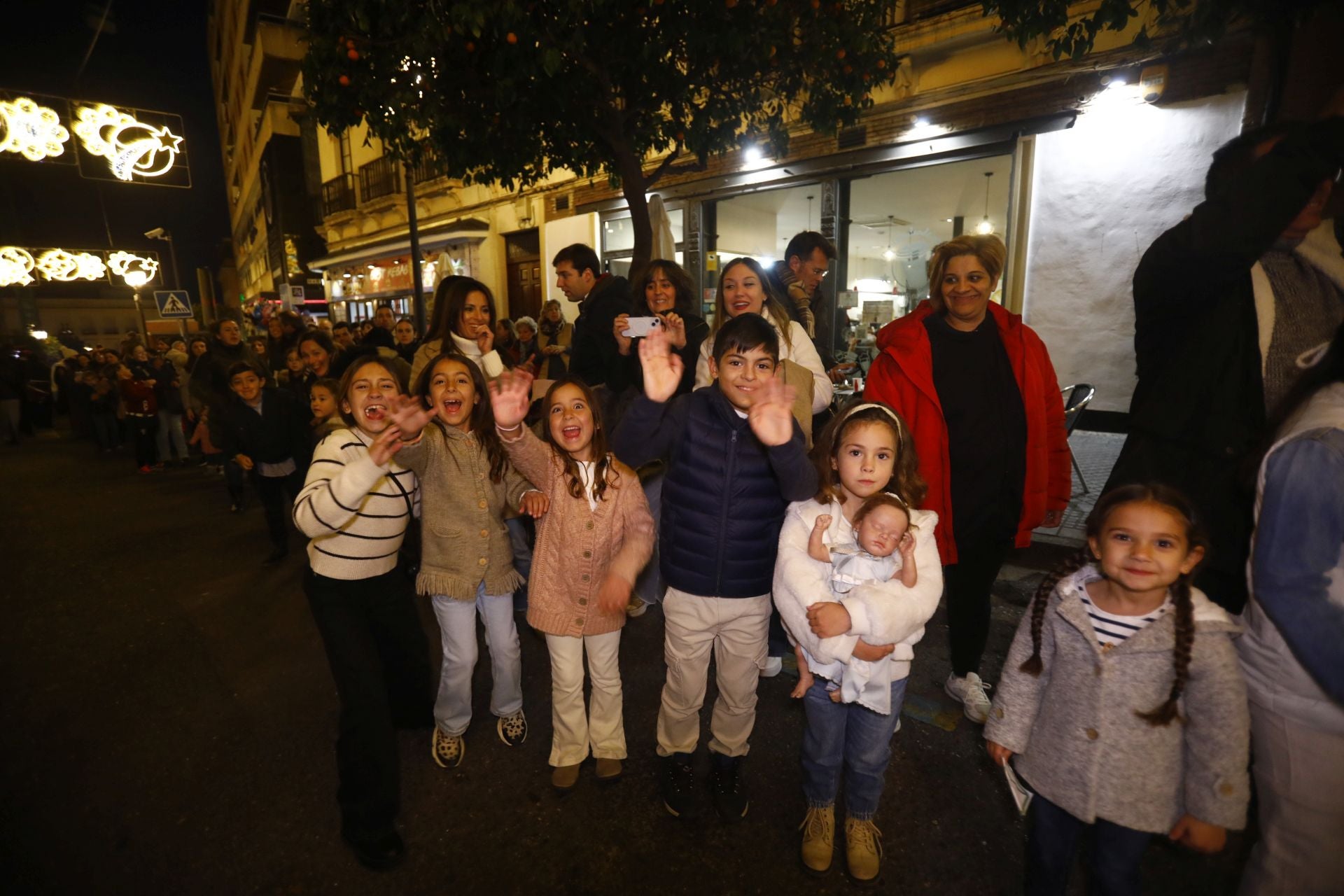El populoso desfile de la cartera real en Córdoba, en imágenes