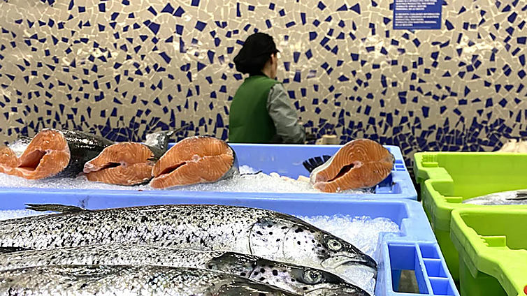 Mercadona aclara si se puede congelar la carne y el pescado en bandejas: «Esto es lo recomendable»