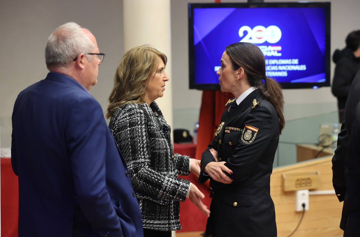 El homenaje de la Policía Nacional de Córdoba a sus agentes jubilados, en imágenes