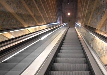 El Ayuntamiento arreglará de manera subsidiaria las escaleras mecánicas del Miradero
