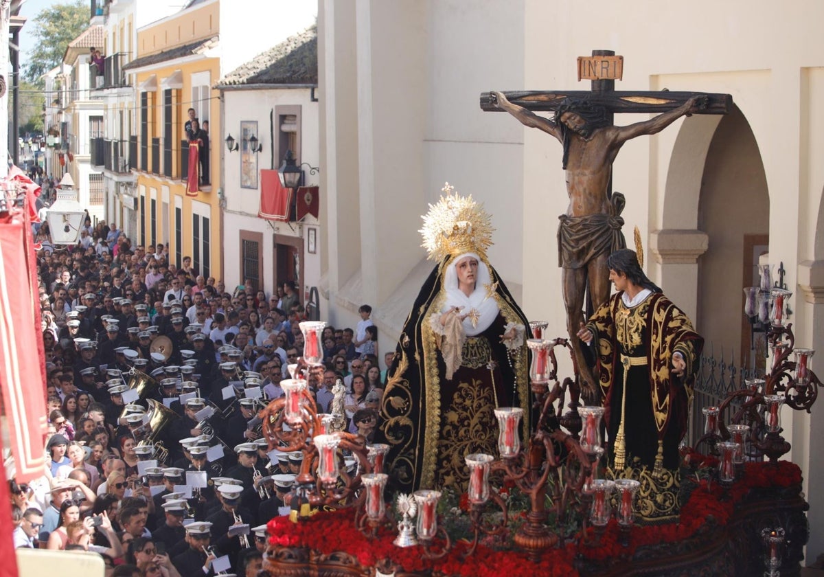 El Cristo de las Penas, a la salida de Santiago el Domingo de Ramos de 2023