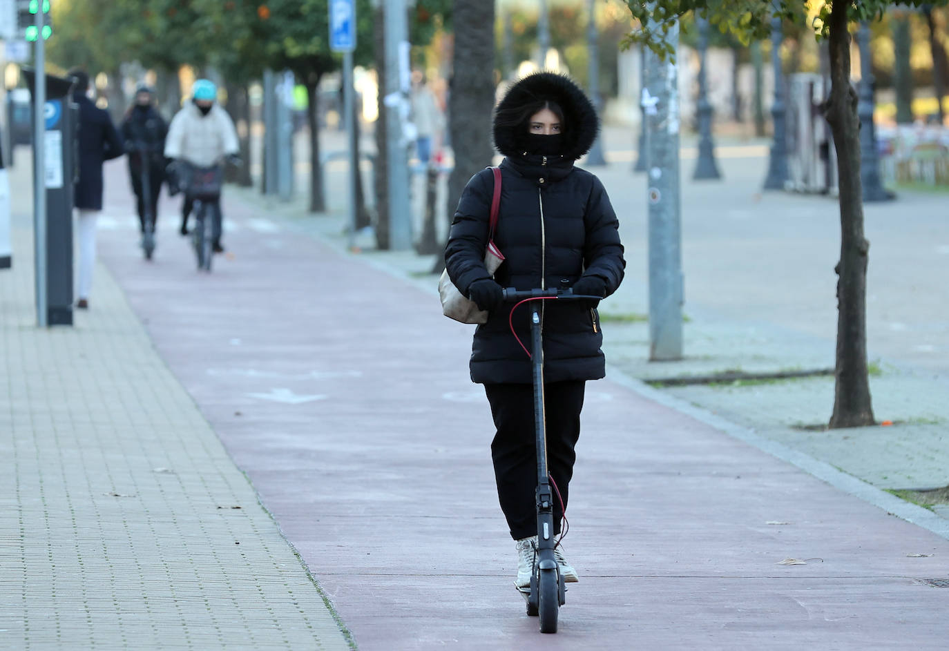 El frío extremo se cuela en las calles de Córdoba, en imágenes