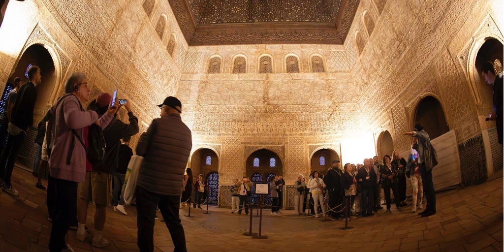 La Alhambra se incorpora a la Asociación de Residencias Reales Europeas para «preservar y desarrollar» su legado cultural