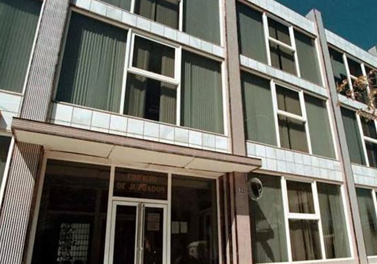 Acceso principal de los juzgados de Torremolinos