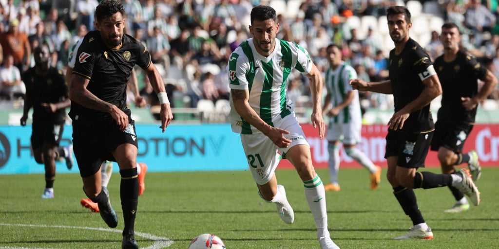 Córdoba CF y Castellón miden fuerzas en un duelo con intensidad y goles asegurados