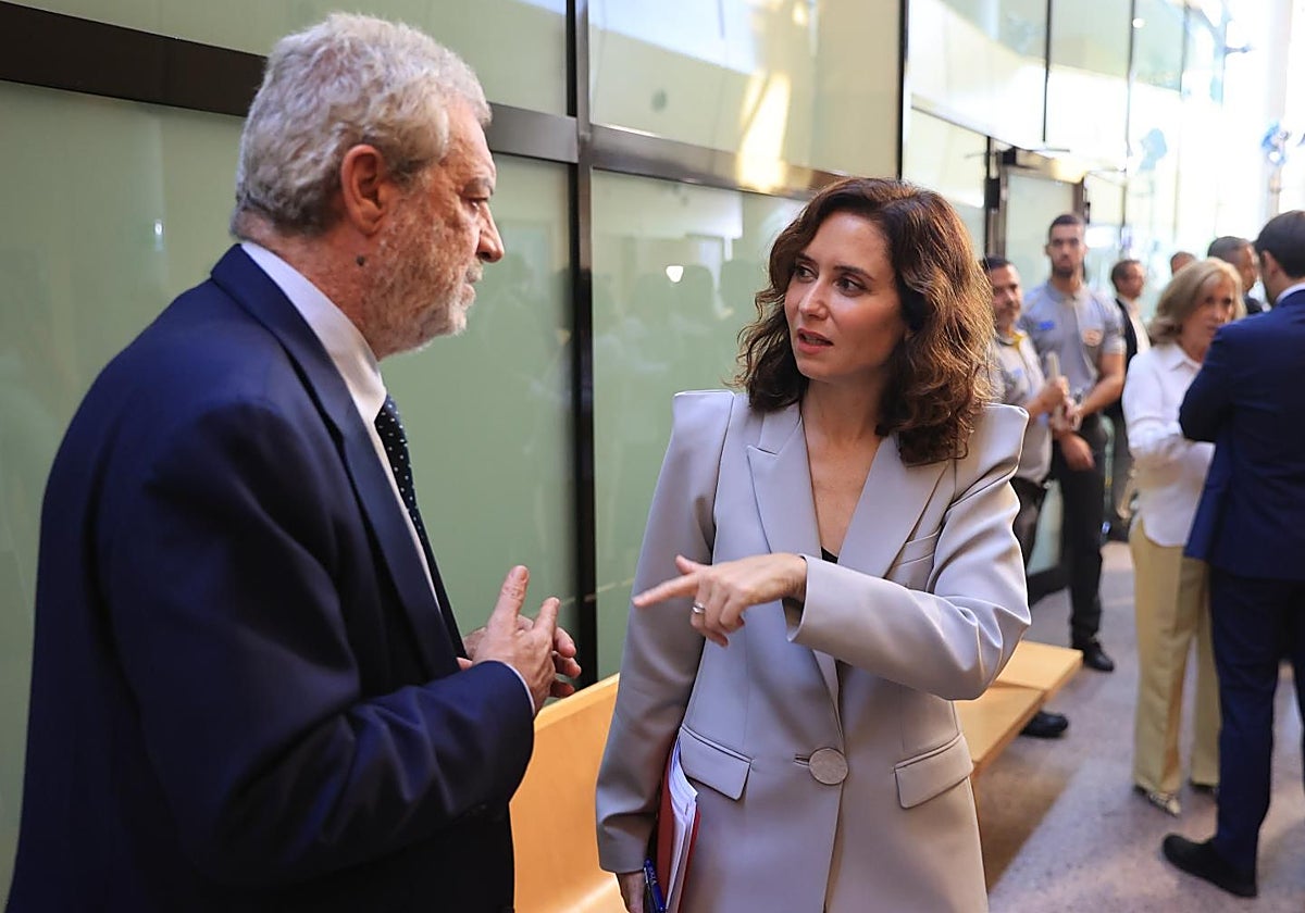 Isabel Díaz Ayuso y su jefe de gabinete, Miguel Ángel Rodríguez