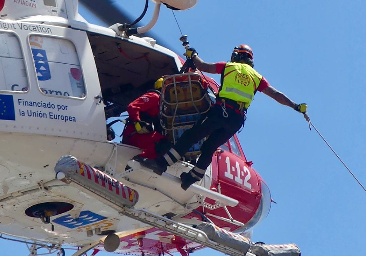Rescate del helicóptero del GES