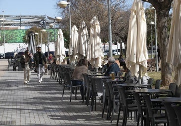 Uno de cada cinco bares de Córdoba tiene veladores ilegales